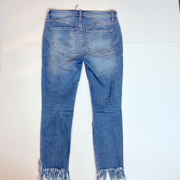 Free People raw hem boho distressed destroyed denim blue jeans 27 P with stretch - Picture 2 of 3
